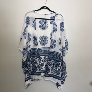 Xhilaration Kimono Sheer Blue and White Print